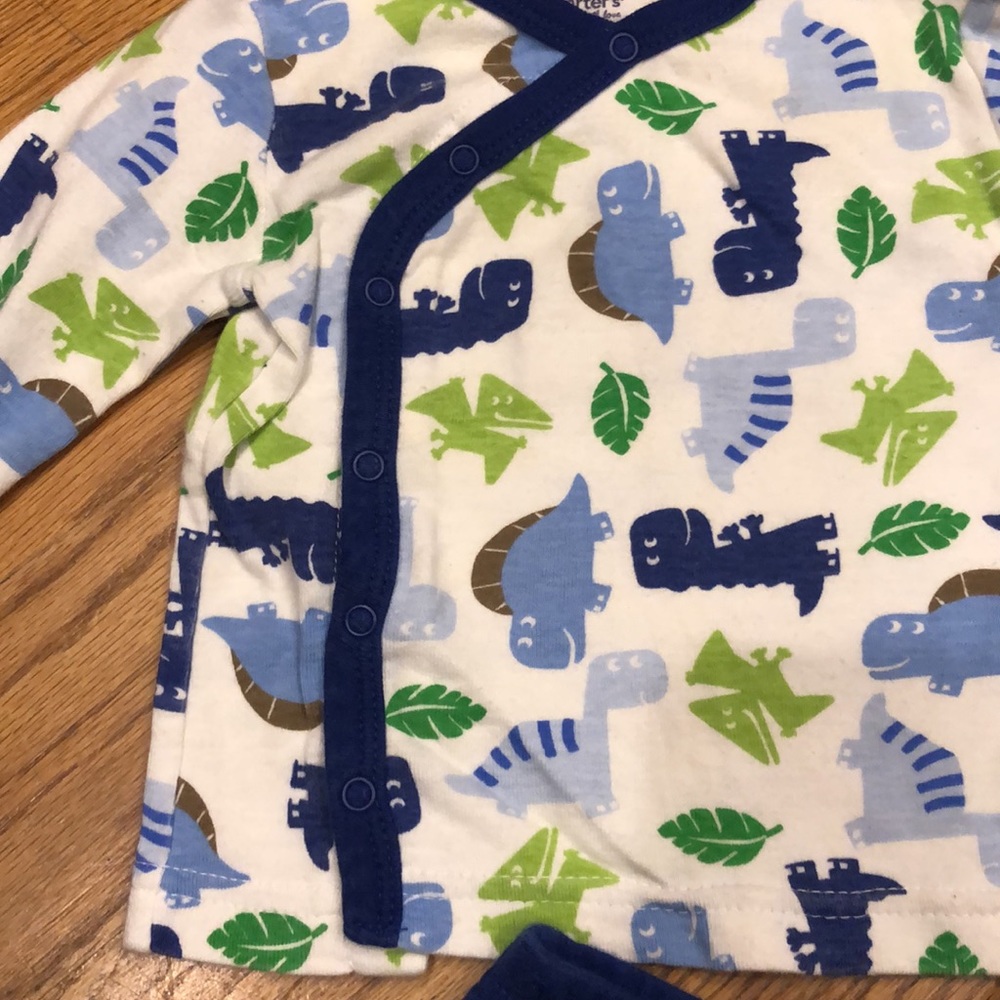 Carter’s PJ Set - Picture 2 of 5